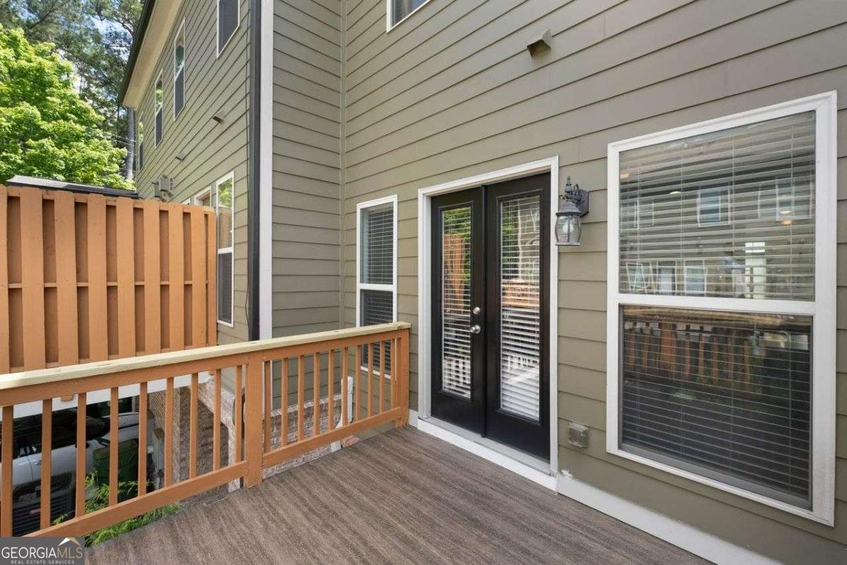 1222 LAVISTA Circle Atlanta - 18