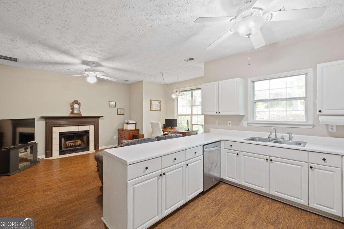 1065 Dalby Way Austell - 10