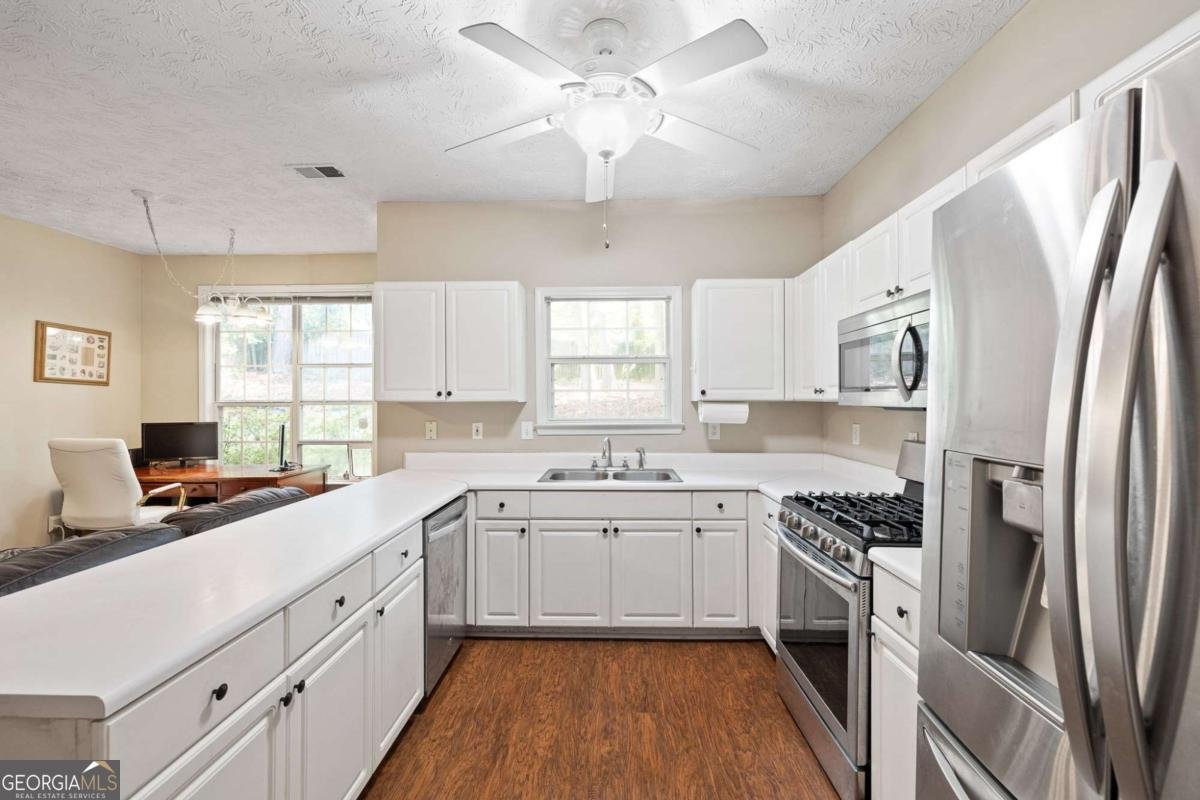1065 Dalby Way Austell - 9