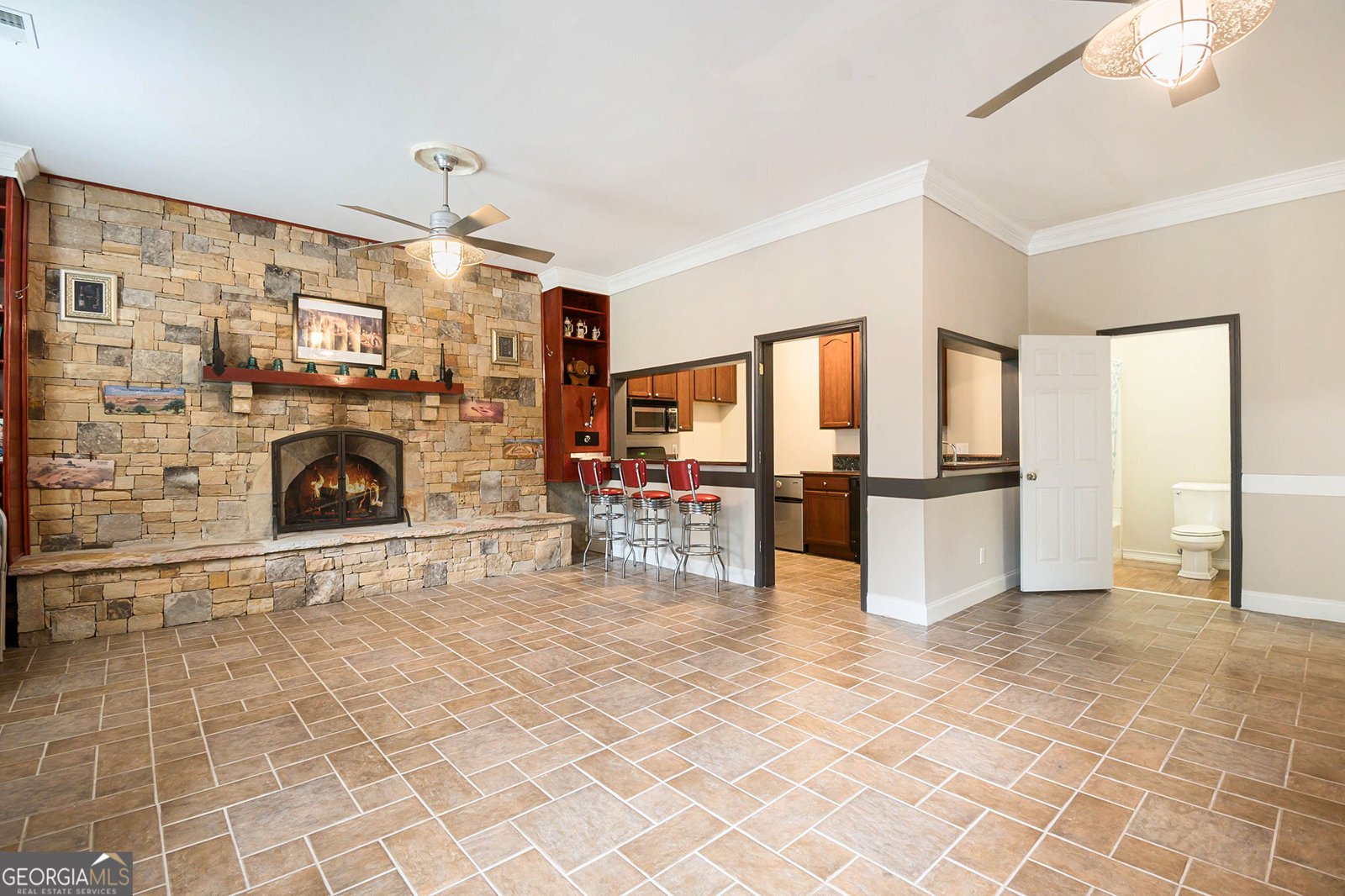 1640 SETTINDOWN Drive Roswell - 30
