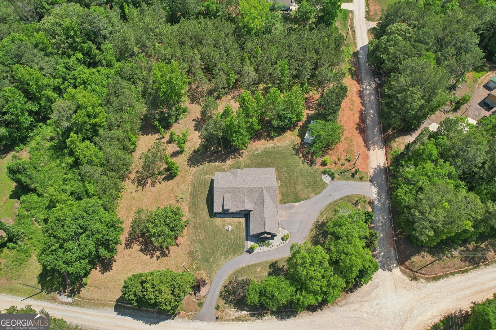 411 Johnson Road Locust Grove - 44