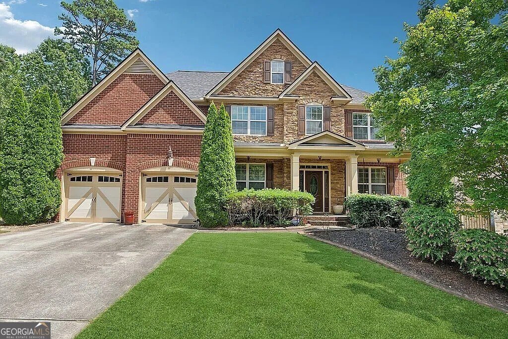2390 Colchester Court Cumming - 1