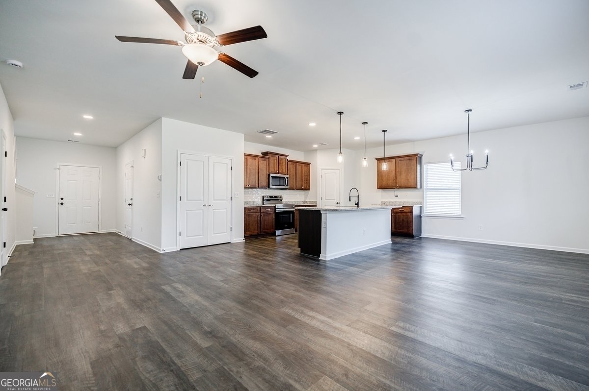 180 Oliver Drive Locust Grove - 5