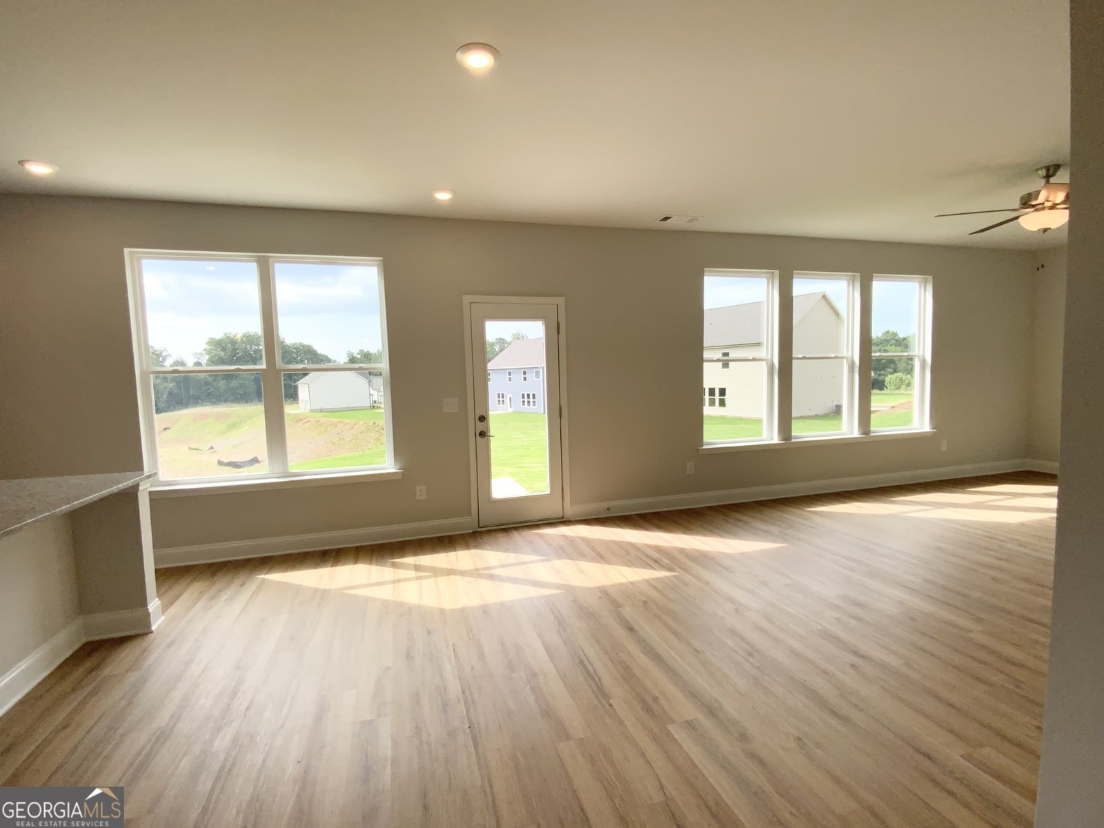 125 Sherwood Dr. Lot 15 Commerce - 36