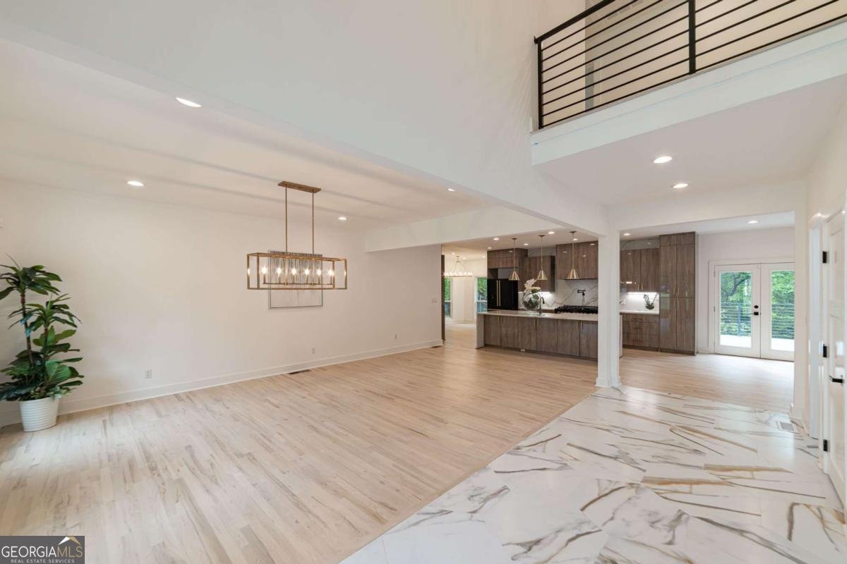 4 Bentley Trace Manor Atlanta - 10