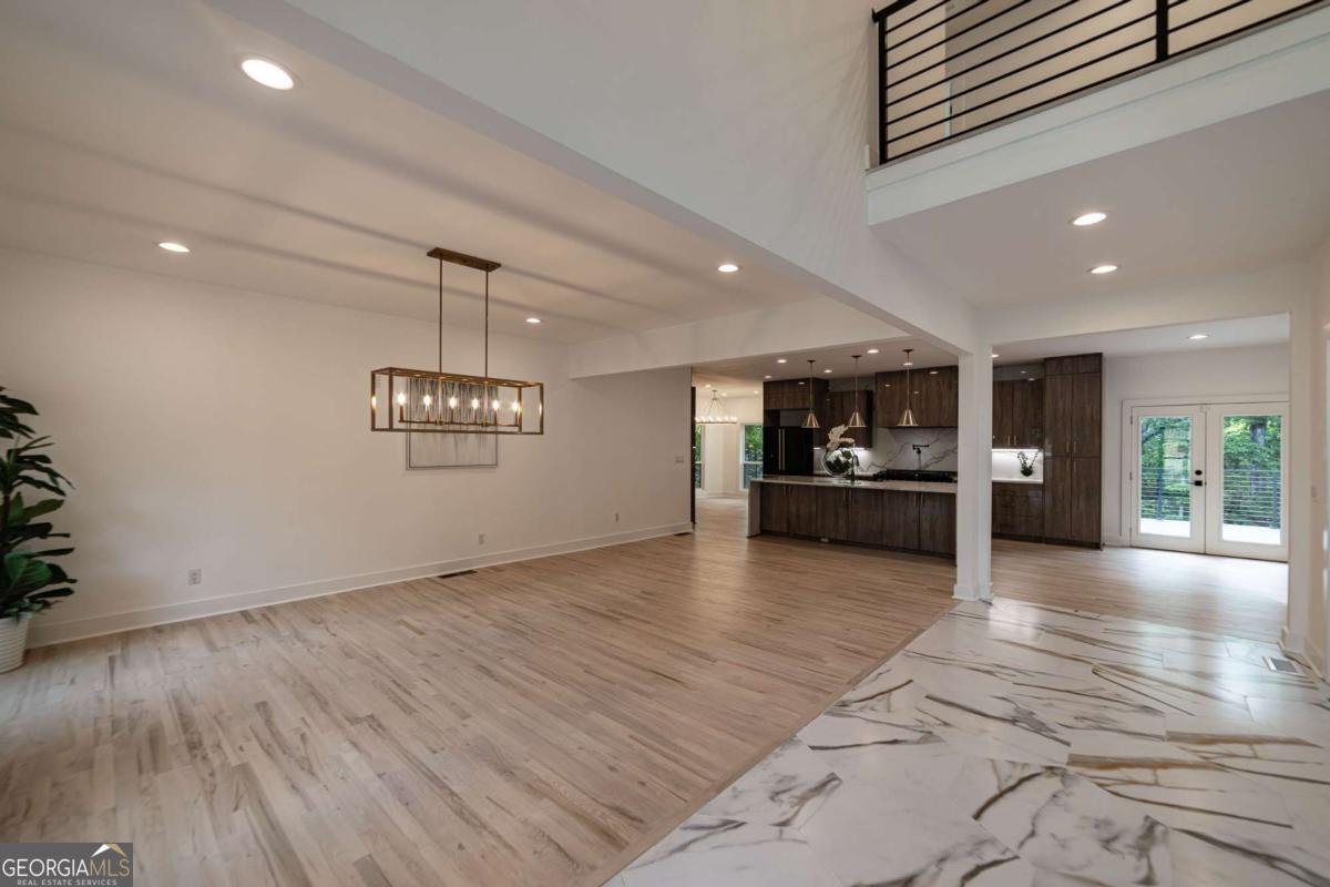 4 Bentley Trace Manor Atlanta - 16