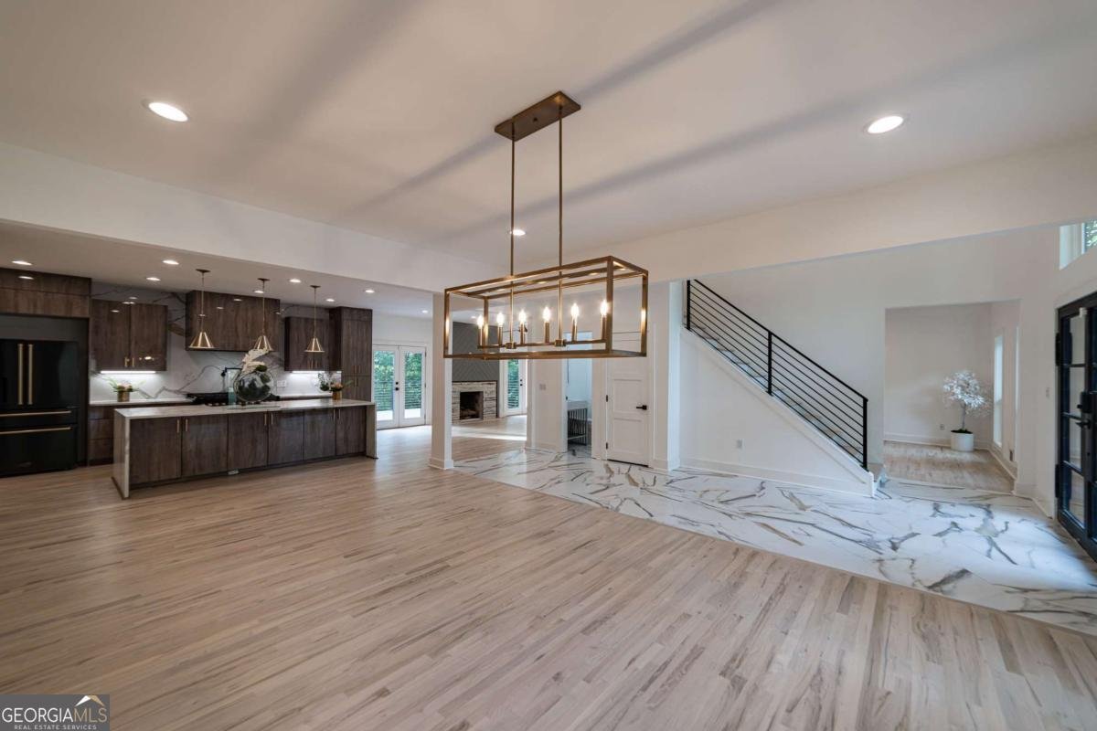 4 Bentley Trace Manor Atlanta - 17