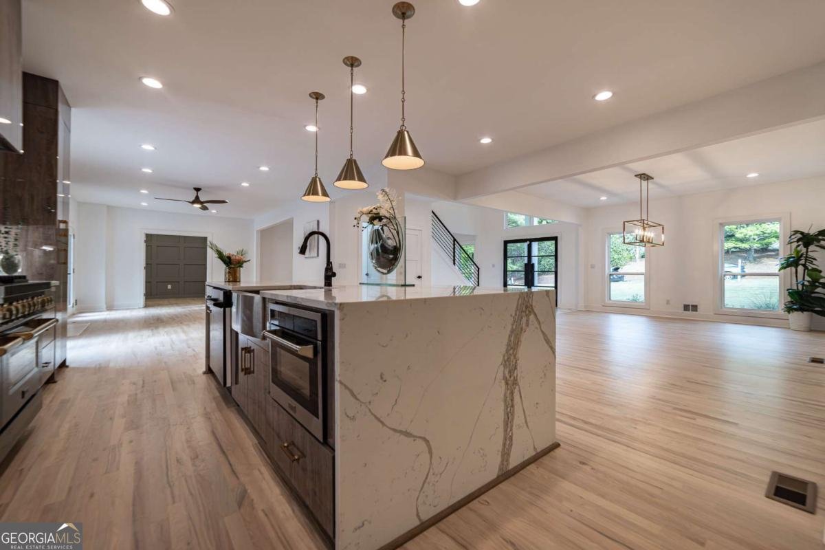 4 Bentley Trace Manor Atlanta - 20