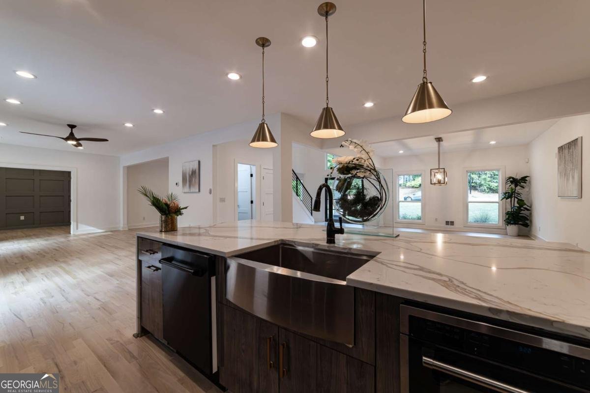 4 Bentley Trace Manor Atlanta - 23