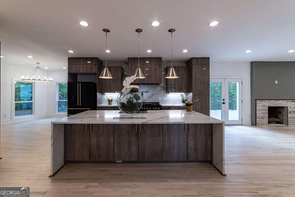 4 Bentley Trace Manor Atlanta - 27
