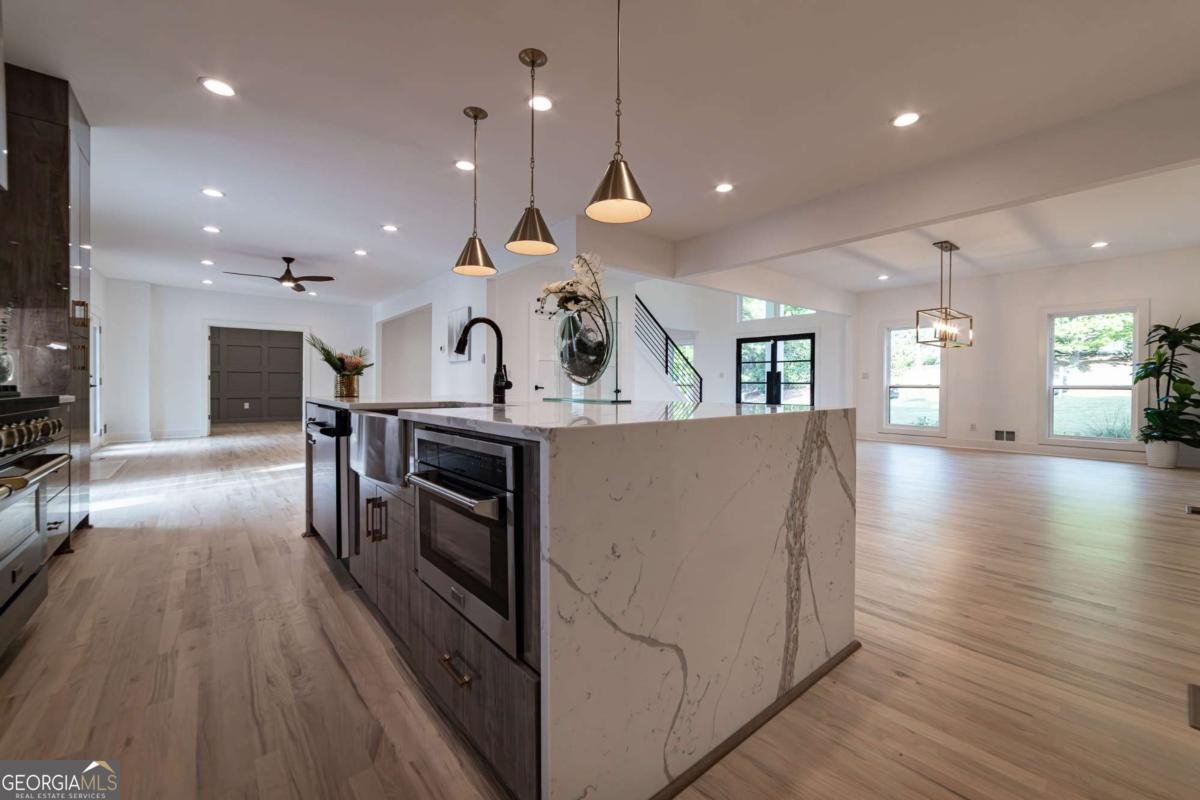 4 Bentley Trace Manor Atlanta - 37