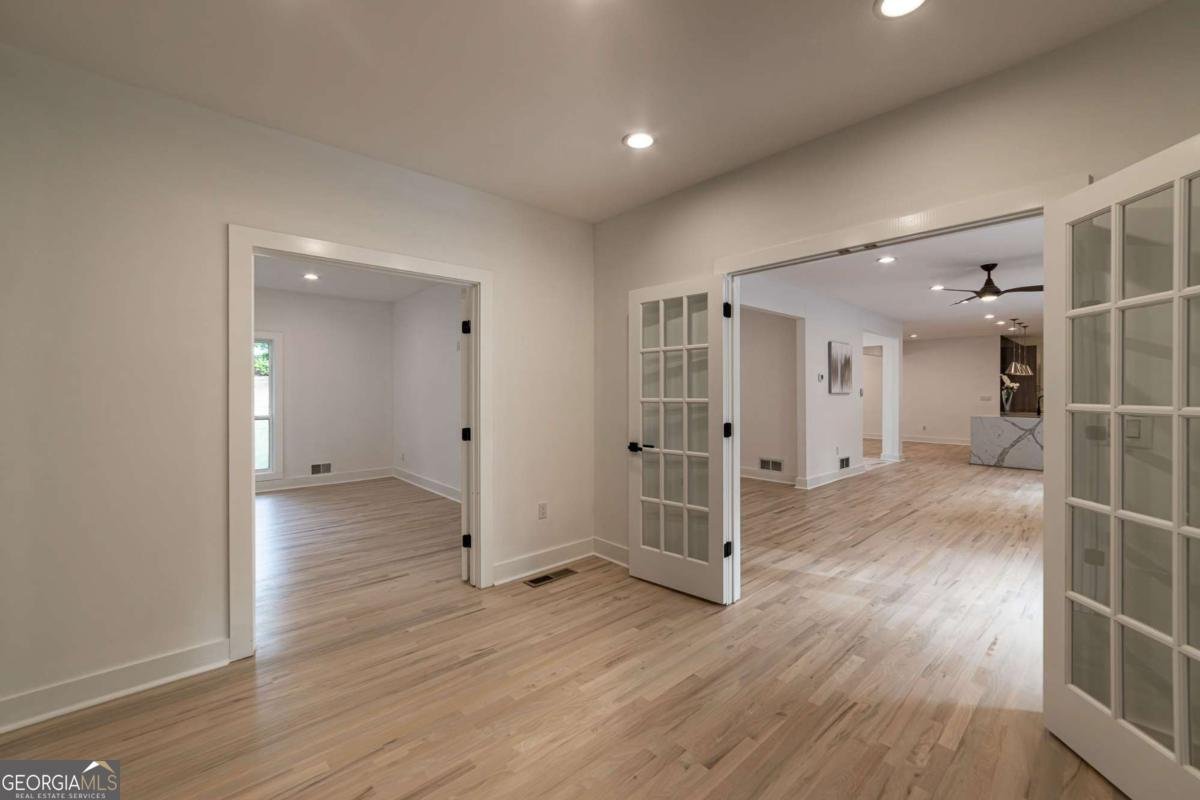 4 Bentley Trace Manor Atlanta - 47