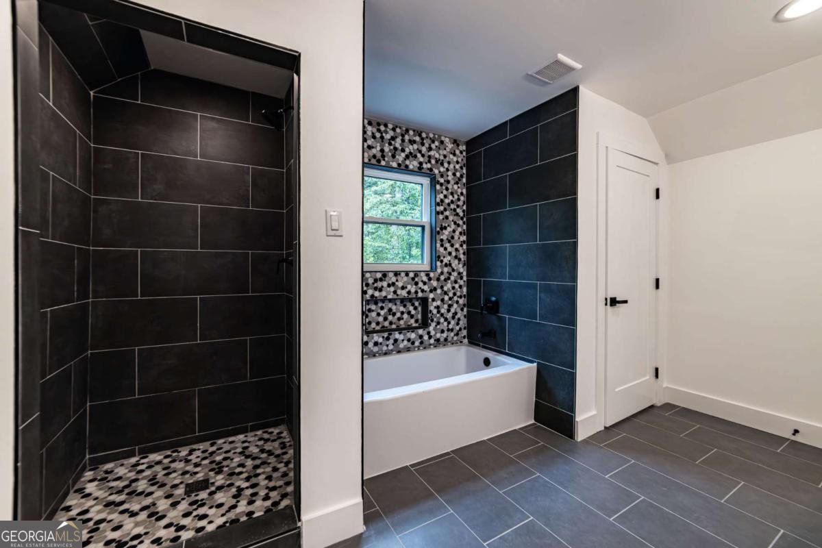 4 Bentley Trace Manor Atlanta - 83