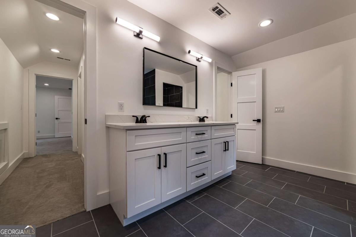 4 Bentley Trace Manor Atlanta - 89