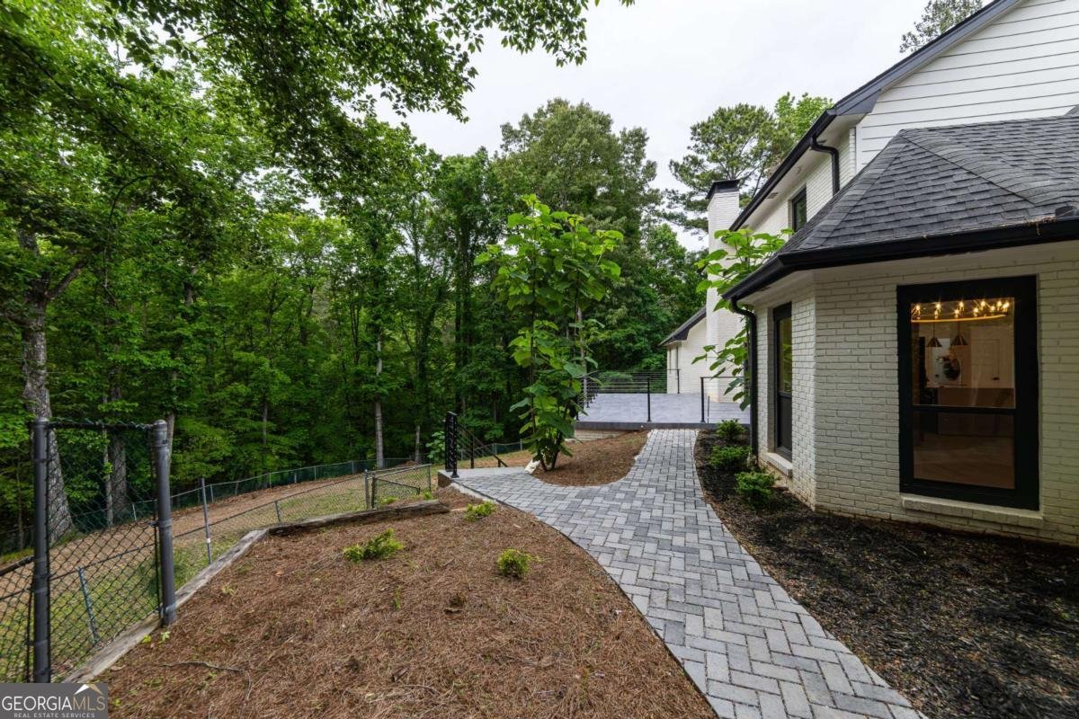 4 Bentley Trace Manor Atlanta - 9