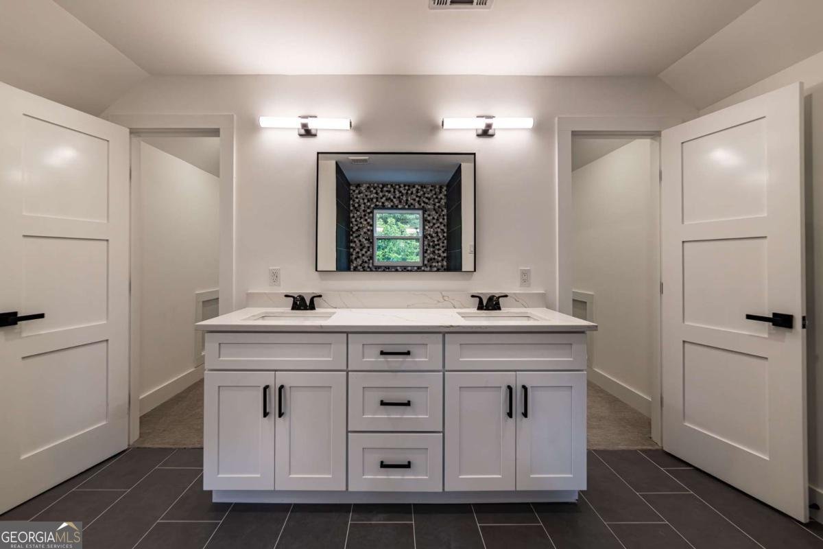 4 Bentley Trace Manor Atlanta - 90