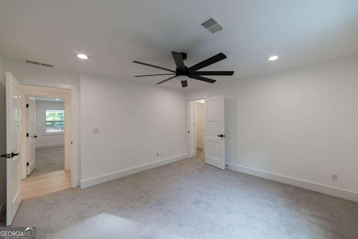 4 Bentley Trace Manor Atlanta - 94