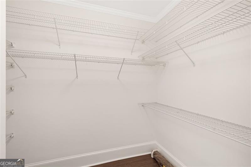 2499 Peachtree Road Atlanta - 27