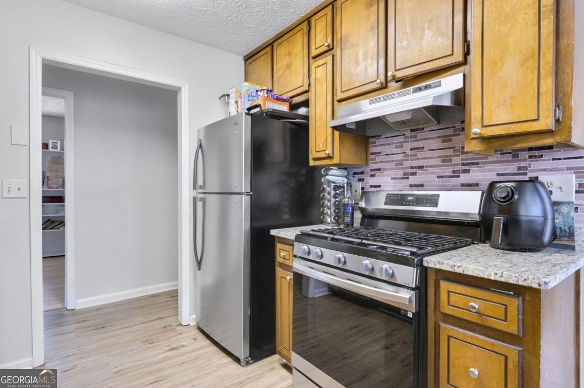 6057 Dorchester Drive Rex - 15