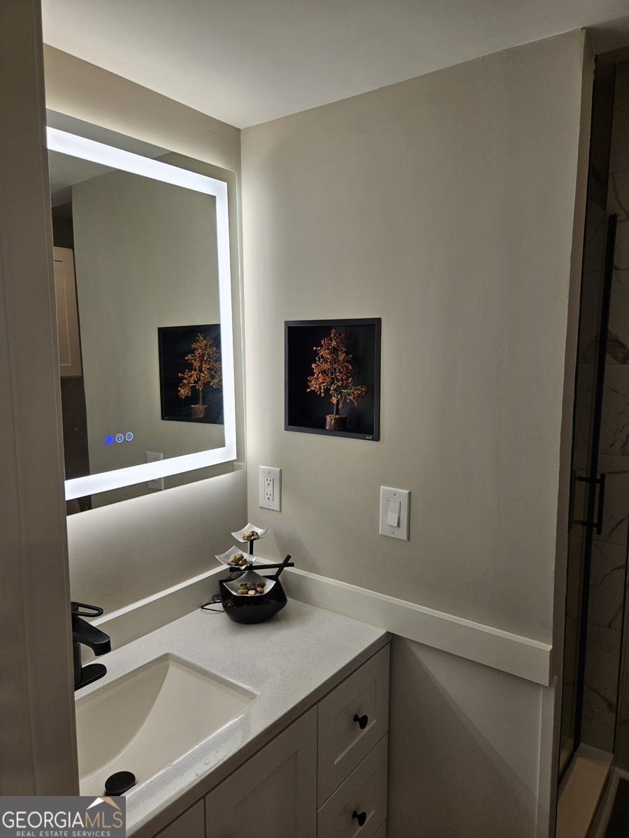 175 Forest Lake Drive Fayetteville - 35