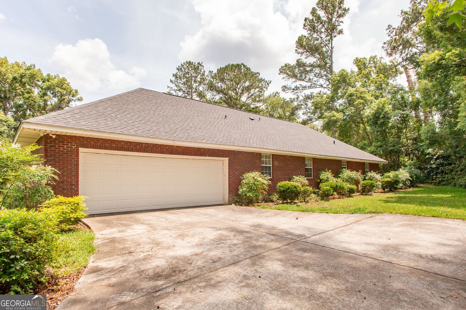 1709 Suwanne Drive Waycross - 32