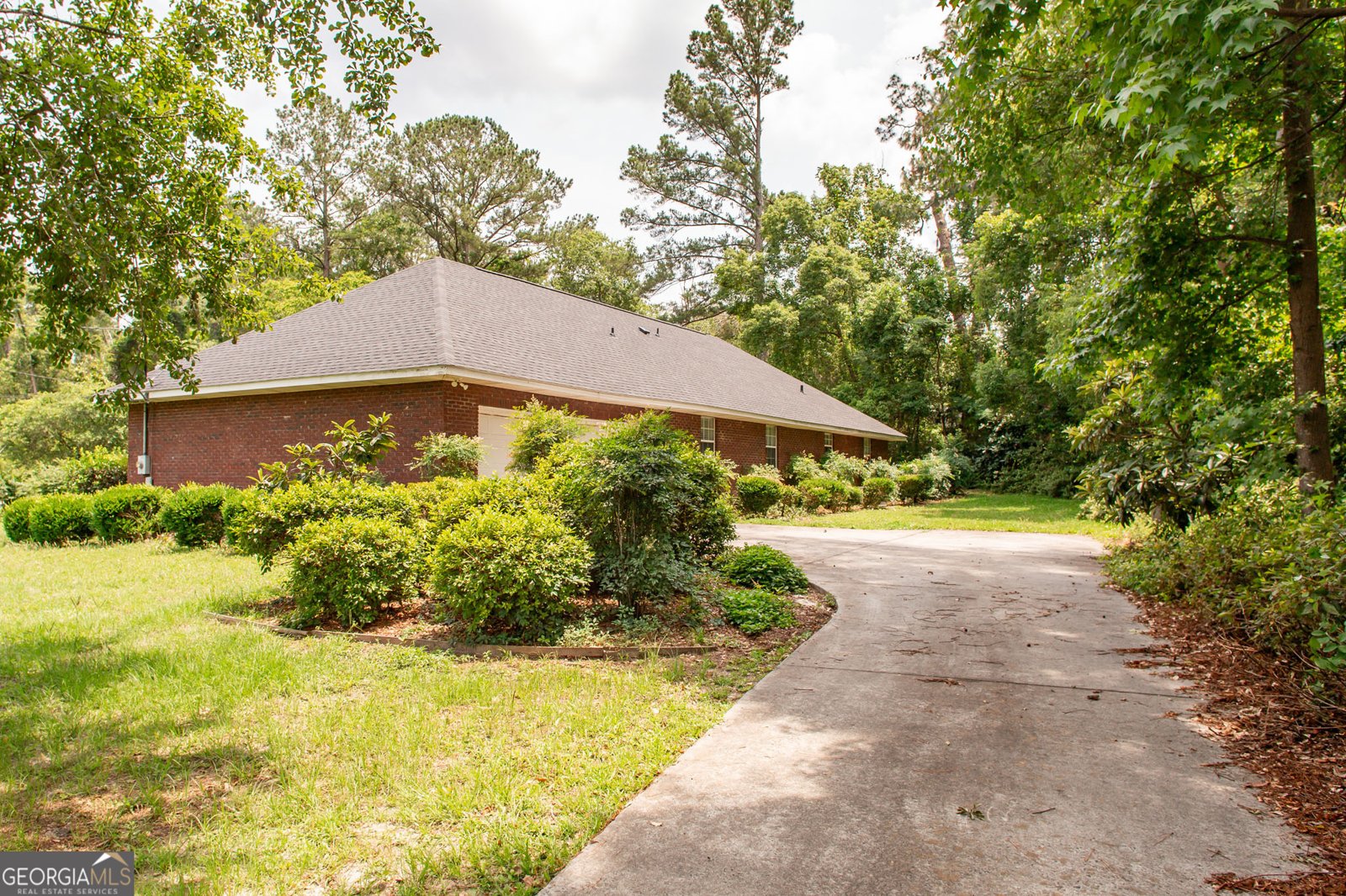 1709 Suwanne Drive Waycross - 34