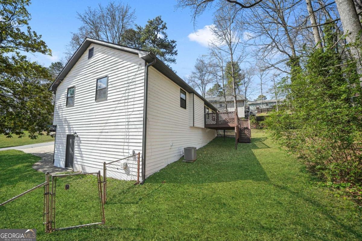 5570 Deerfield Place Kennesaw - 44