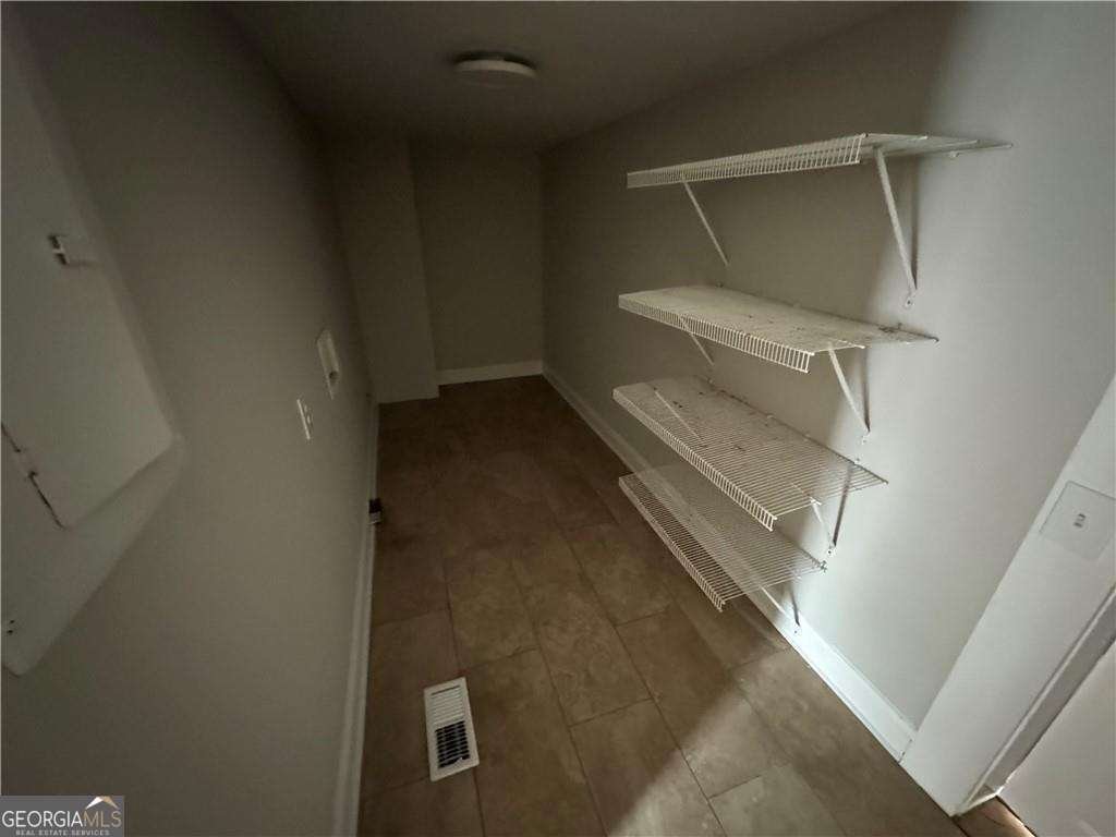 1691 Flat Shoals Road Atlanta - 4