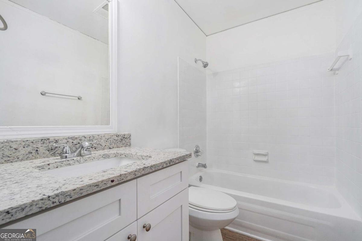 5444 Wylstream Norcross - 10