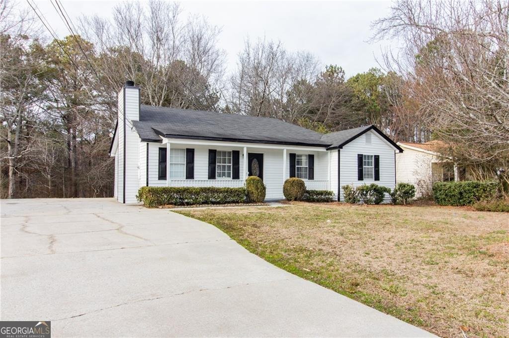 2172 Red Rose Lane Loganville - 1