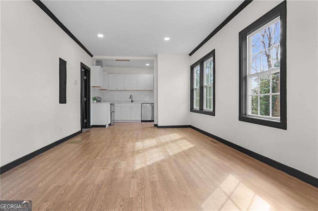 391 Bend Avenue Atlanta - 4