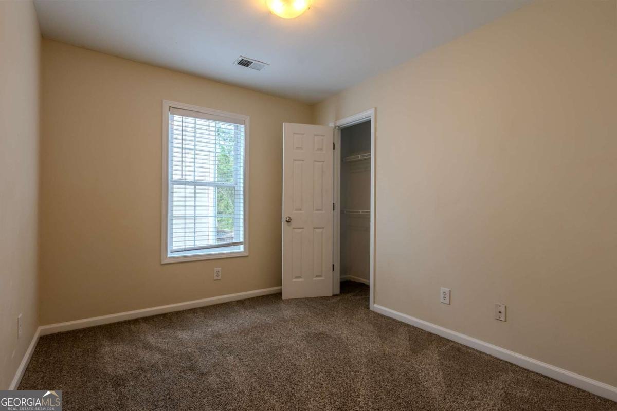 152 Stoneforest Drive Woodstock - 10