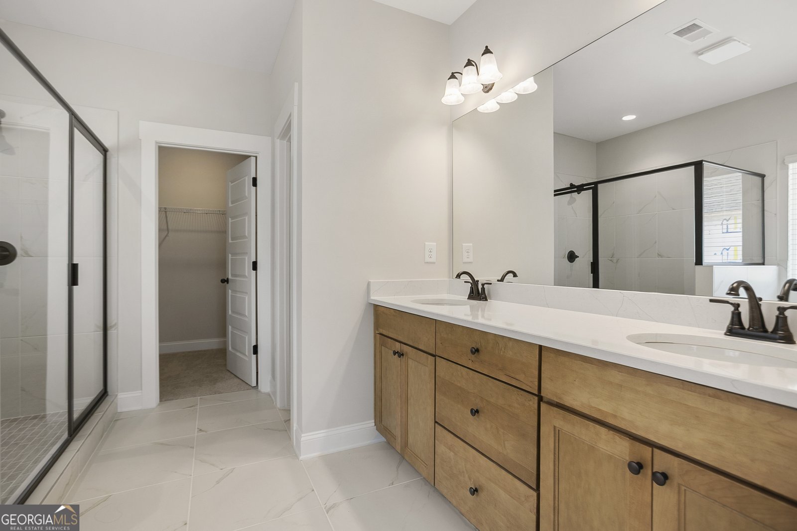 18 Rutherford Drive Newnan - 28
