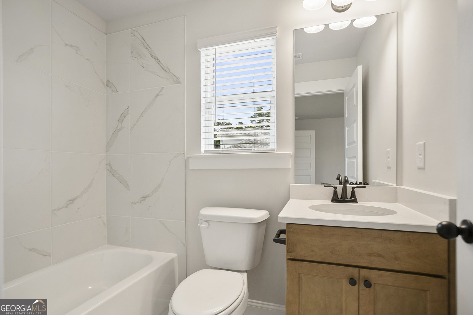 18 Rutherford Drive Newnan - 38