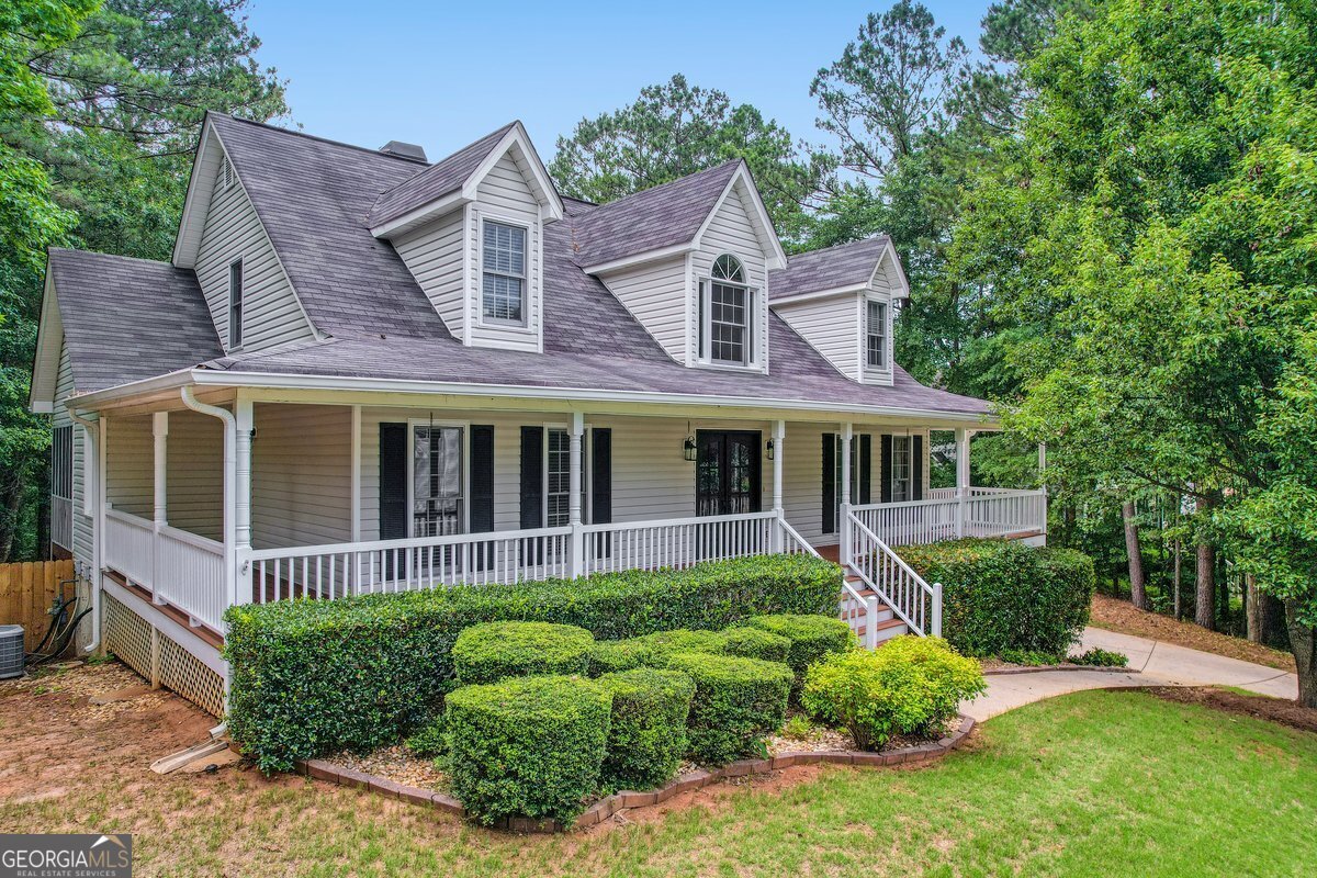 212 Warrenton Drive Douglasville - 1