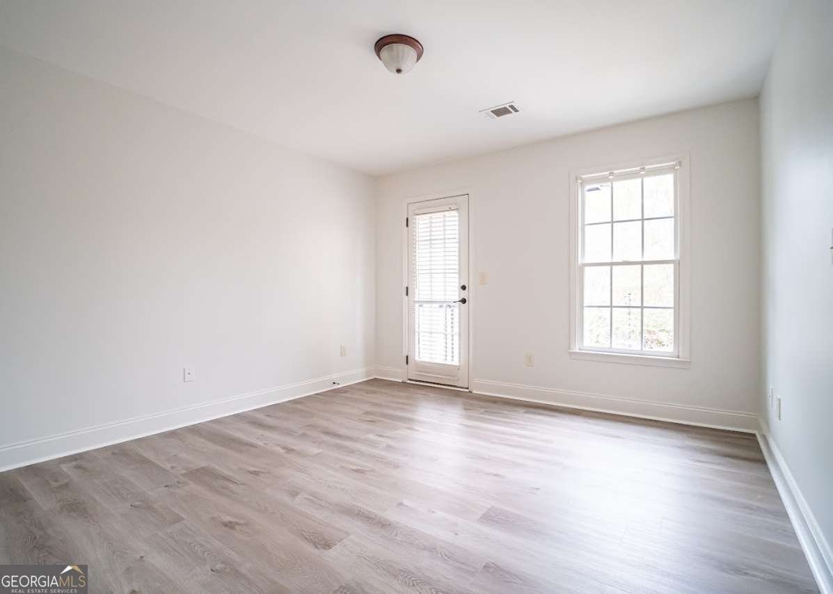 21 Whitegrass Way Grayson - 24