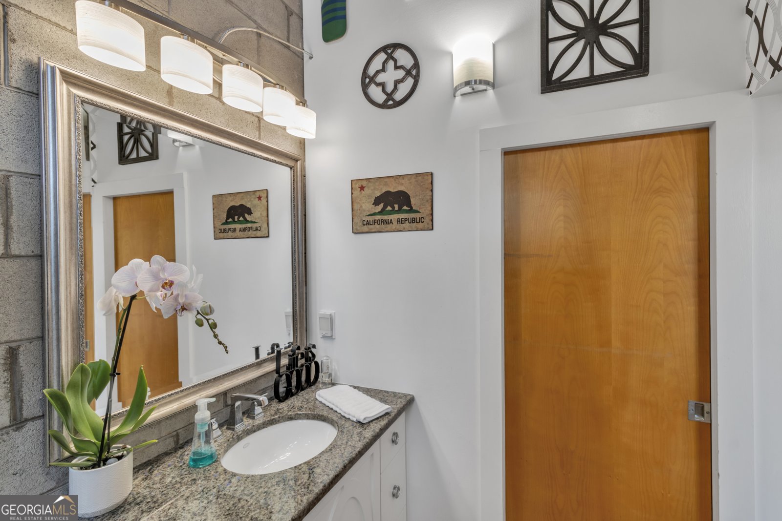 542 RALPH MCGILL Boulevard Atlanta - 21