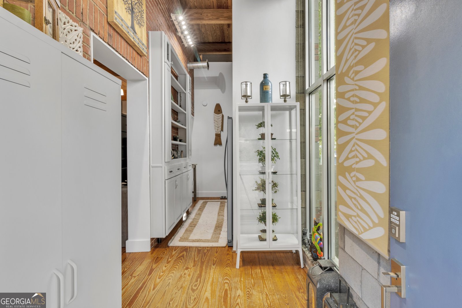 542 RALPH MCGILL Boulevard Atlanta - 5