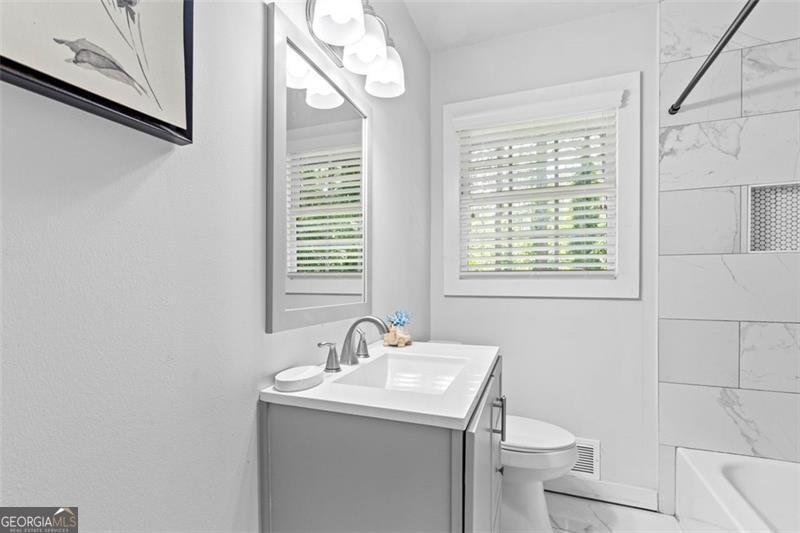 2425 CLIFTON SPRINGS Road Decatur - 12