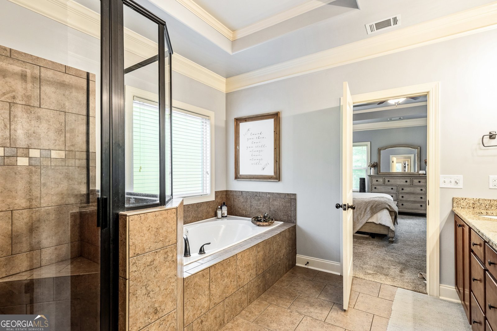 100 Chantilly Lane Fayetteville - 25