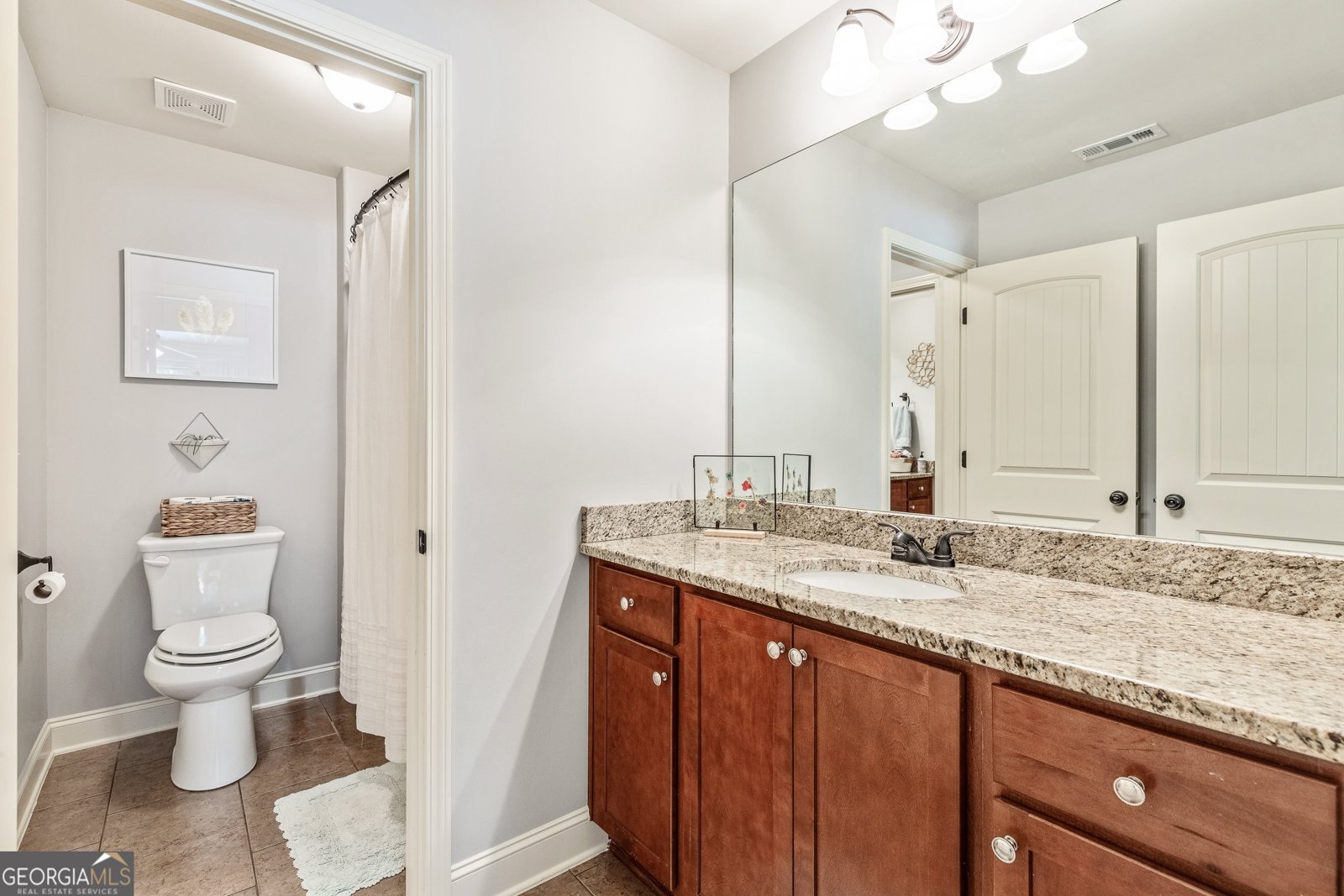 100 Chantilly Lane Fayetteville - 39