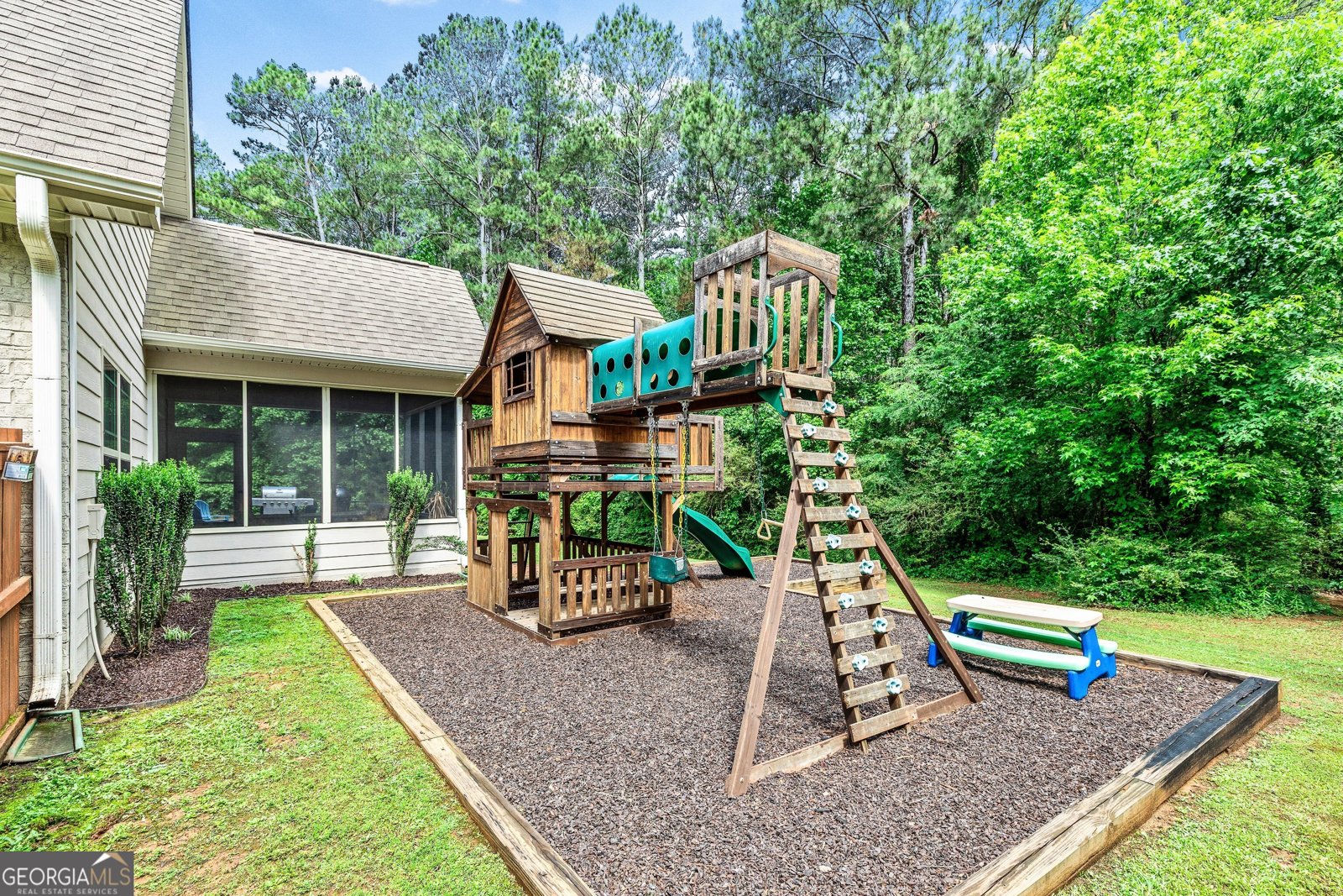 100 Chantilly Lane Fayetteville - 43