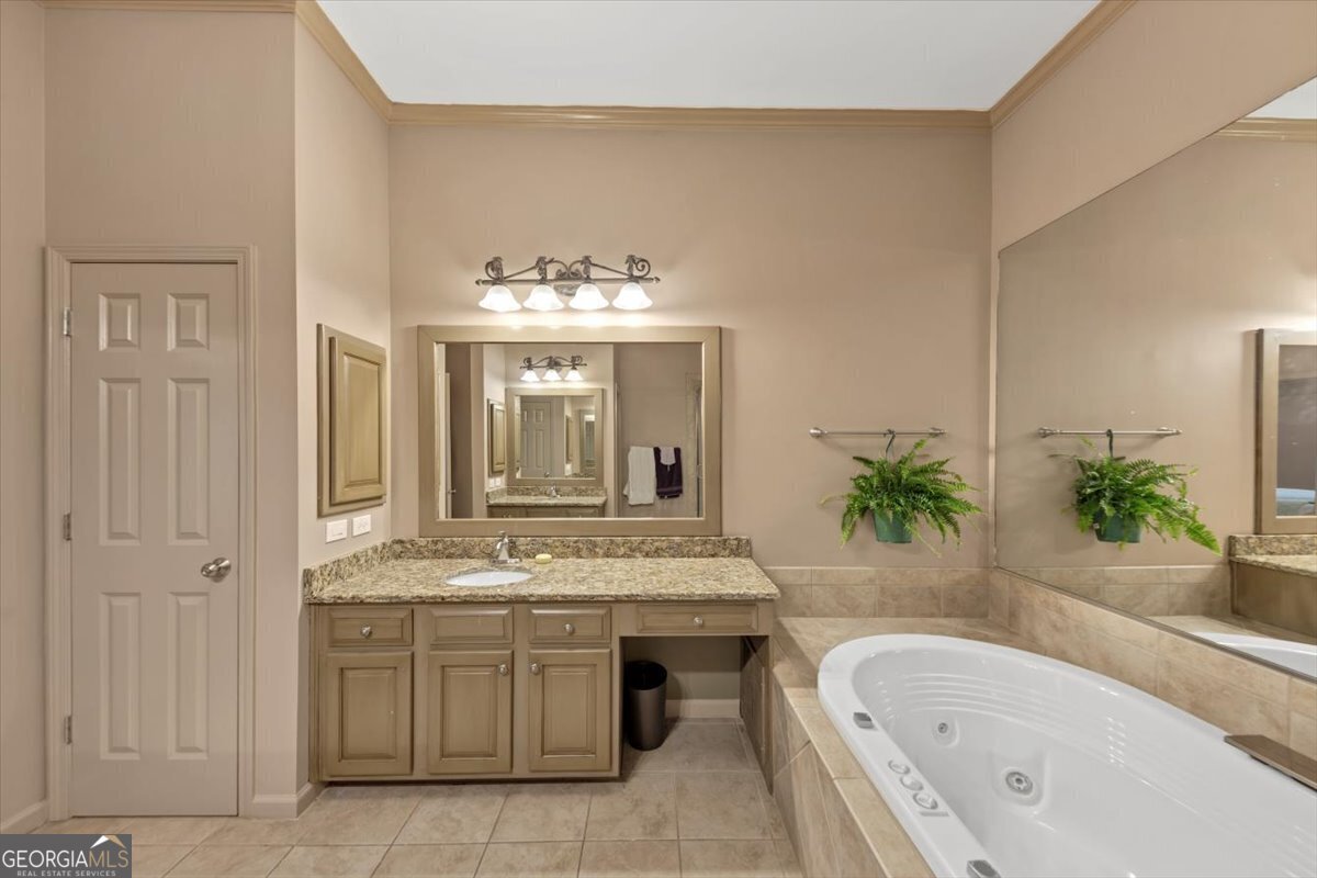 5000 Davenport Place Roswell - 43