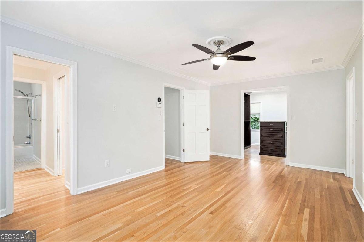 6300 Mountain Brook Lane Atlanta - 17