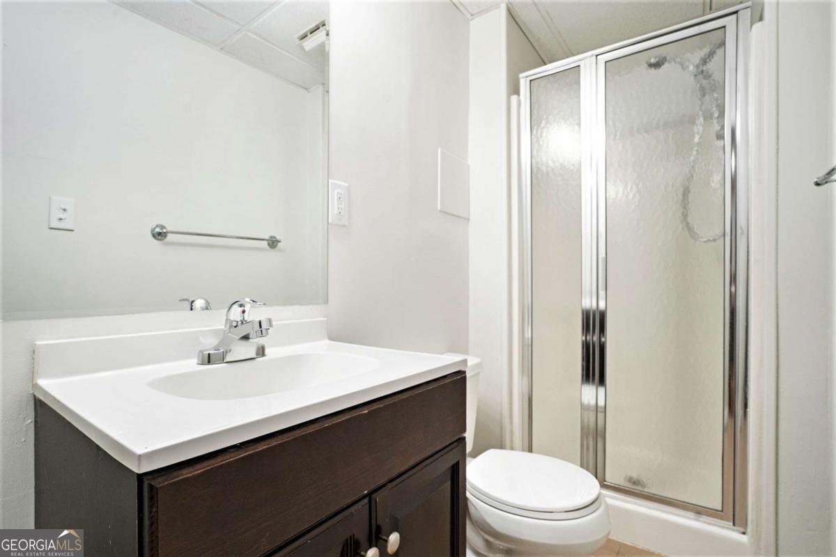 6300 Mountain Brook Lane Atlanta - 28
