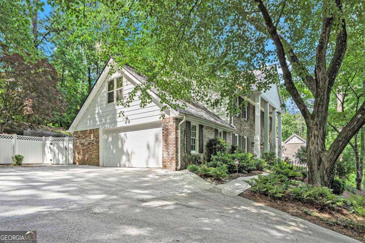 6300 Mountain Brook Lane Atlanta - 5