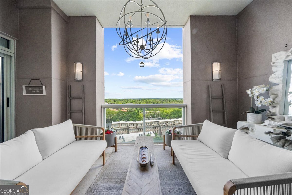2881 Peachtree Road Atlanta - 2