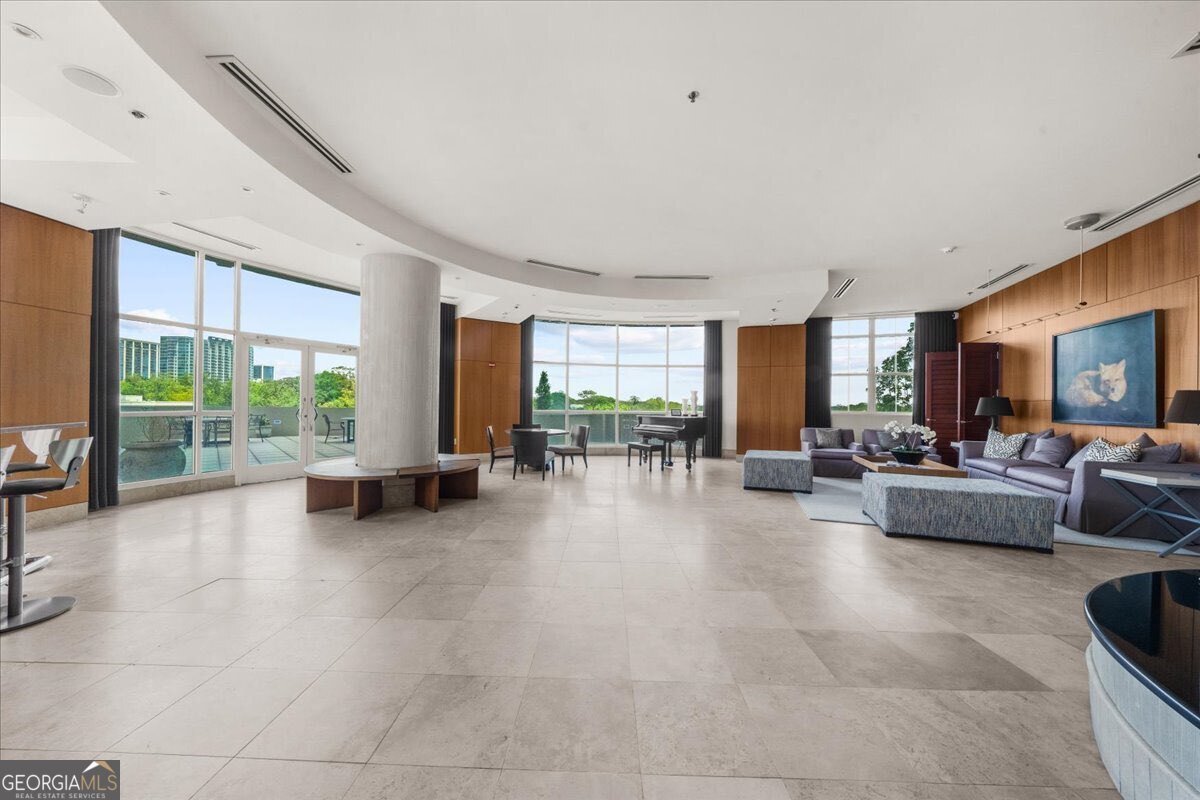 2881 Peachtree Road Atlanta - 57
