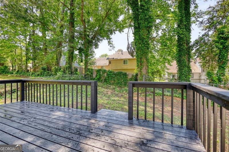 3959 WOOD PATH Drive Stone Mountain - 35
