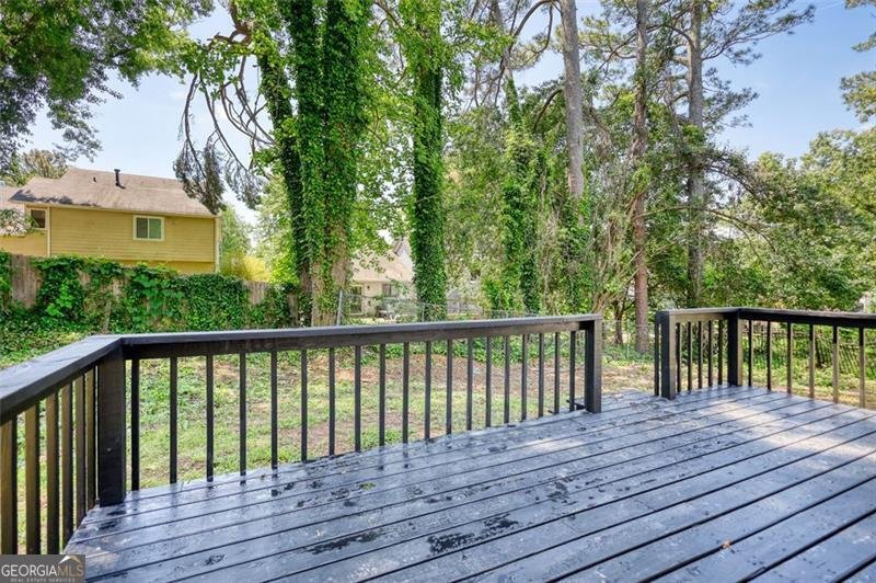 3959 WOOD PATH Drive Stone Mountain - 36